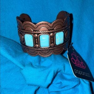 New Paparazzi Copper Bracelet with Faux Turquoise Stones easy on adjusts